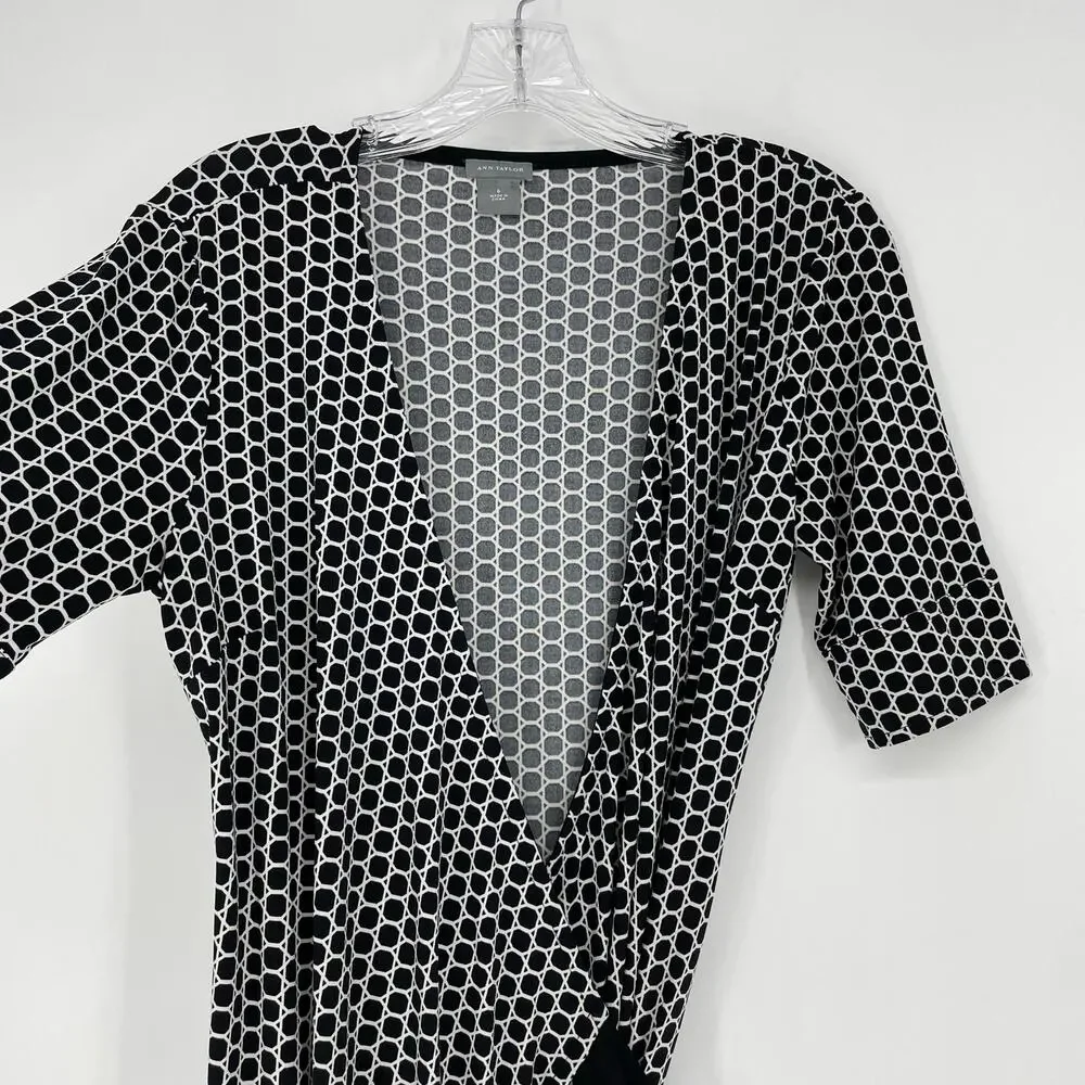 Ann Taylor Short Sleeve Geo Print Wrap Dress Size 6